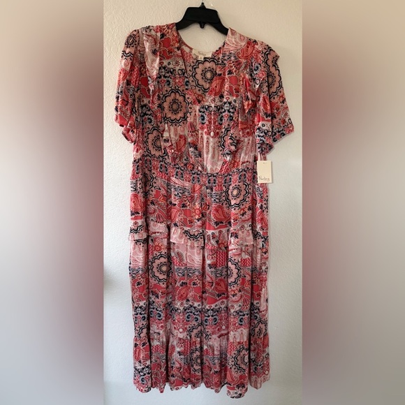 Nuture by Westbound Dresses & Skirts - Nurture By Westbound Chic Floral Midi Dress in Size-2X